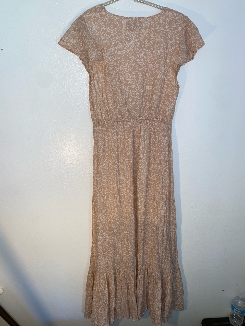 VICI beige floral maxi high low dress size medium - Picture 4 of 4